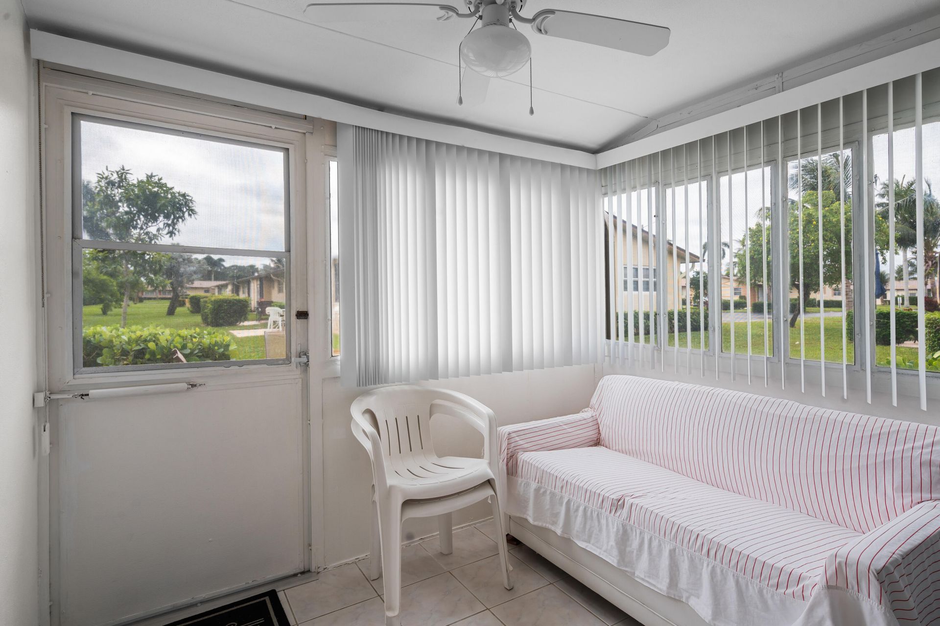 2832 W Crosley Drive, Unit E, West Palm Beach, FL 33415 Photo