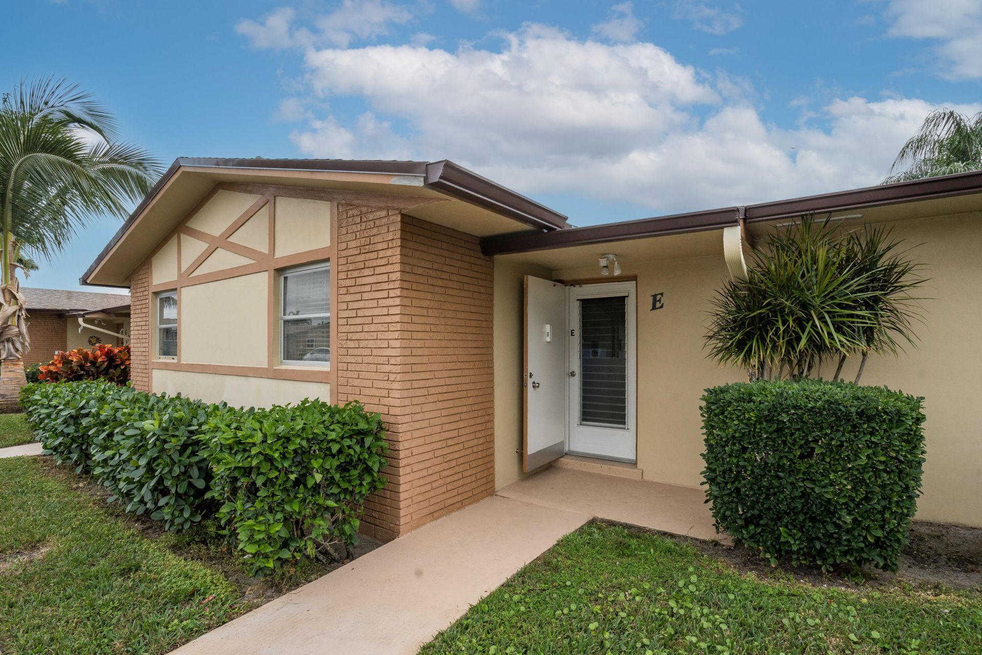 2832 W Crosley Drive, Unit E, West Palm Beach, FL 33415 Photo
