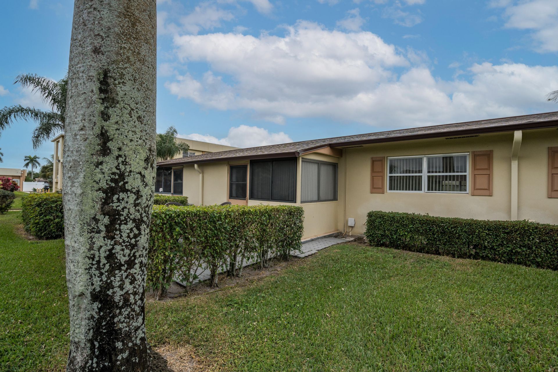 2822 Crosley Drive W, Unit B, West Palm Beach, FL 33415 Photo