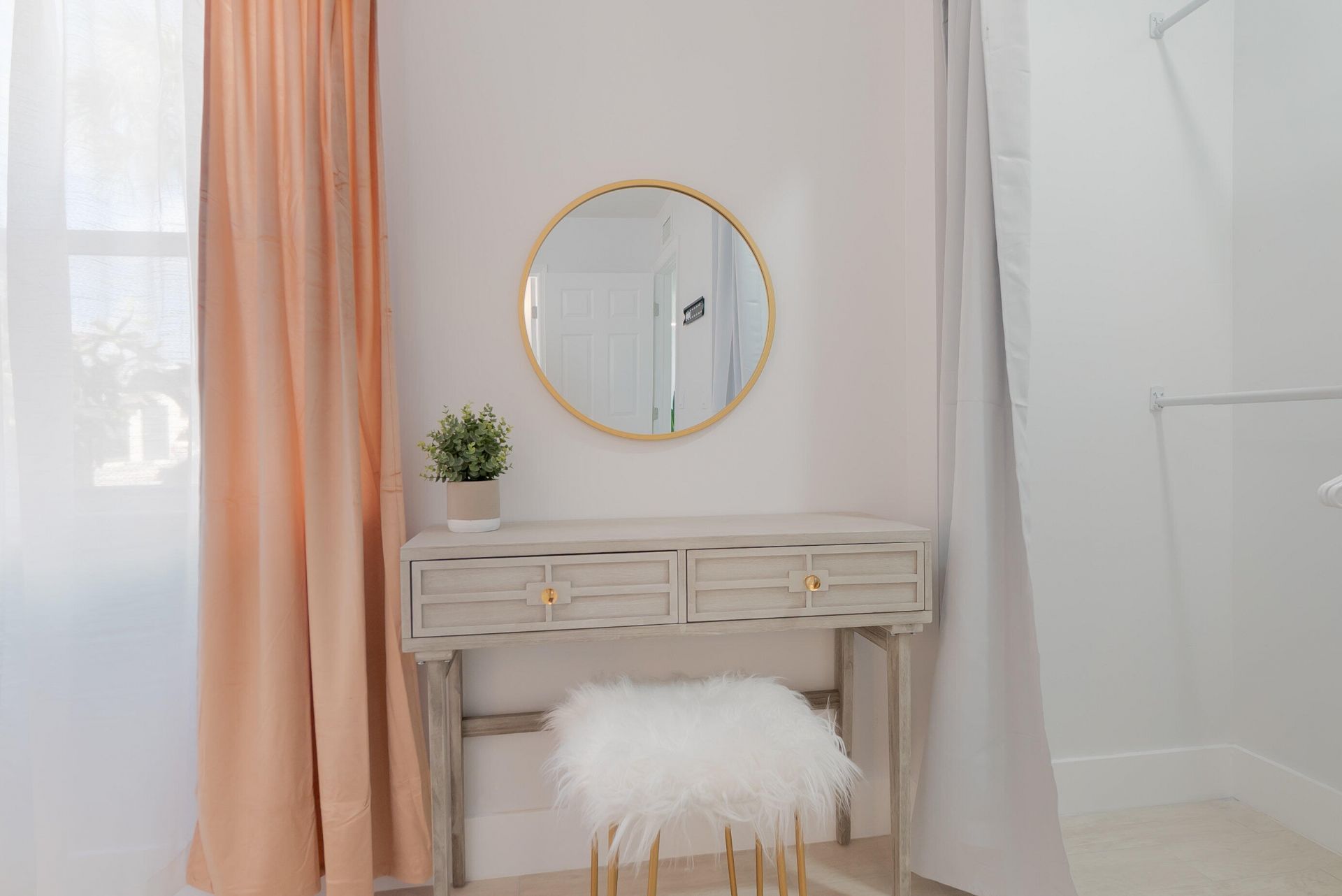 1332 Longwood Street, West Palm Beach, FL 33401 Photo