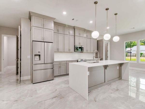 1512 Portside Dr, Gulf Breeze, FL 32563