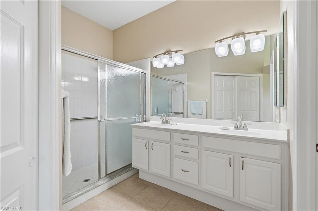 12784 Devonshire Lakes Cir, Fort Myers, FL 33913 Photo