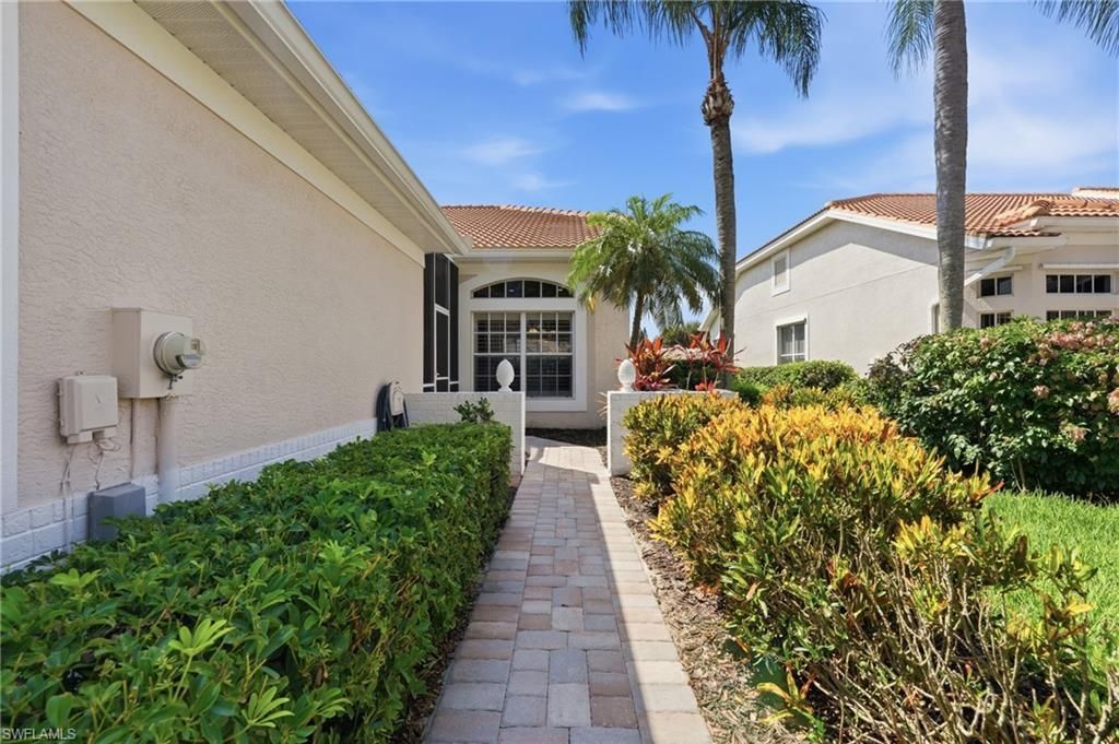12784 Devonshire Lakes Cir, Fort Myers, FL 33913 Photo