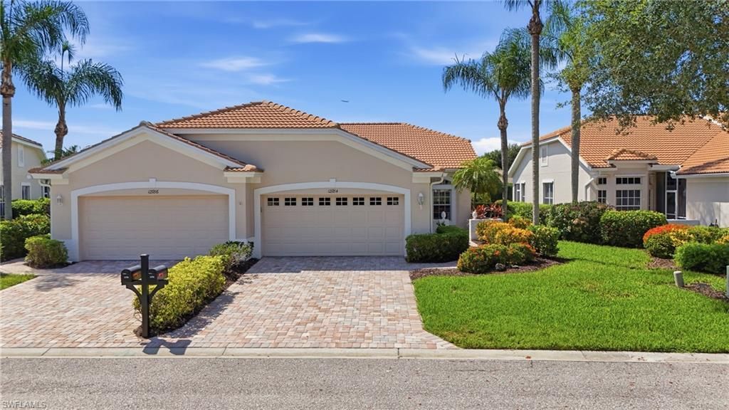 12784 Devonshire Lakes Cir, Fort Myers, FL 33913 Photo