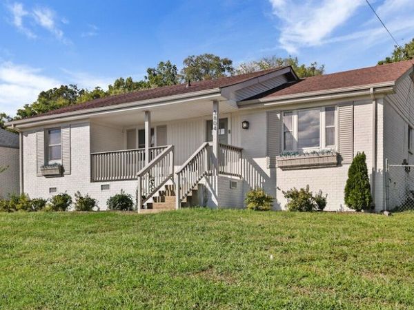 3804 Lunn Dr, Nashville, TN 37218