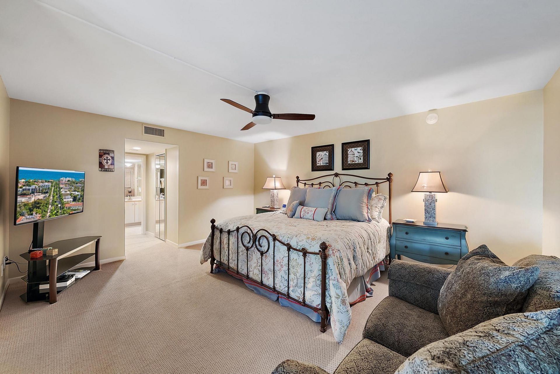 5380 N Ocean Drive, Unit 10-B, Singer Island, FL 33404 Photo