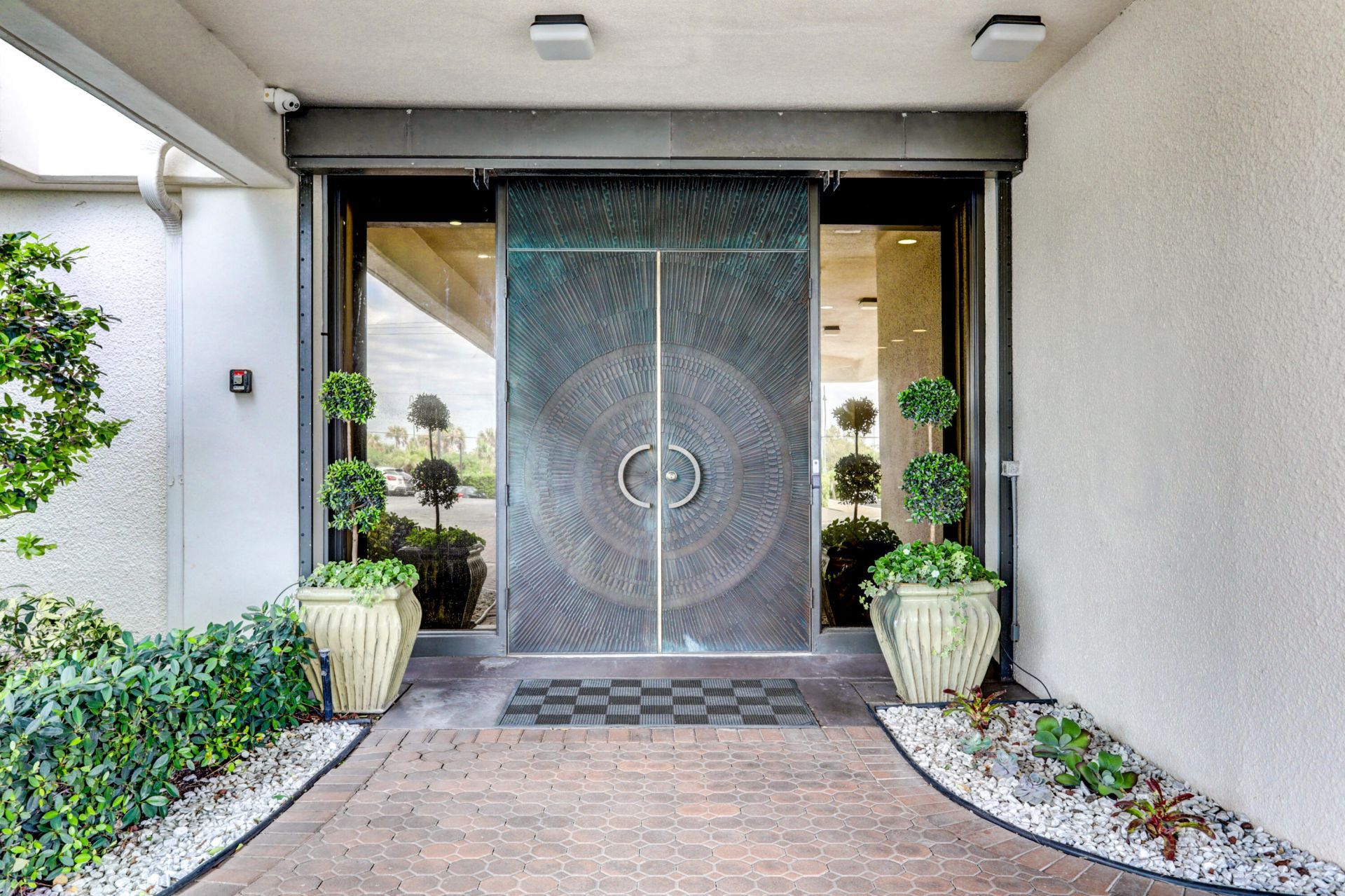 5380 N Ocean Drive, Unit 10-B, Singer Island, FL 33404 Photo