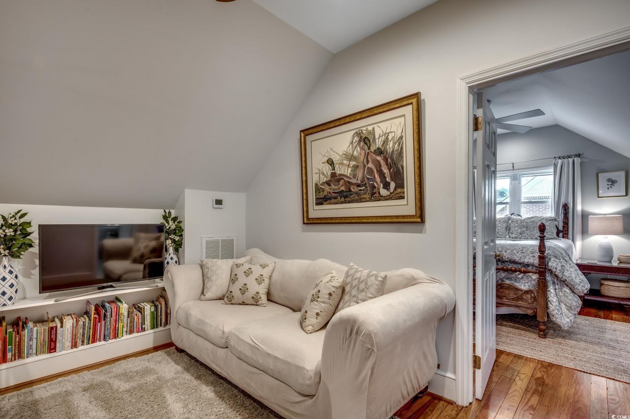 635 Magnolia Dr. Photo 22