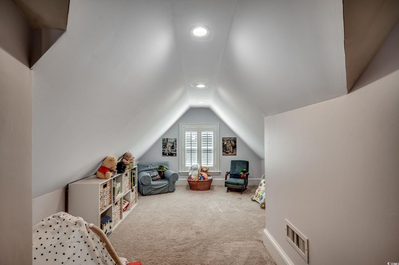 635 Magnolia Dr. Photo 27