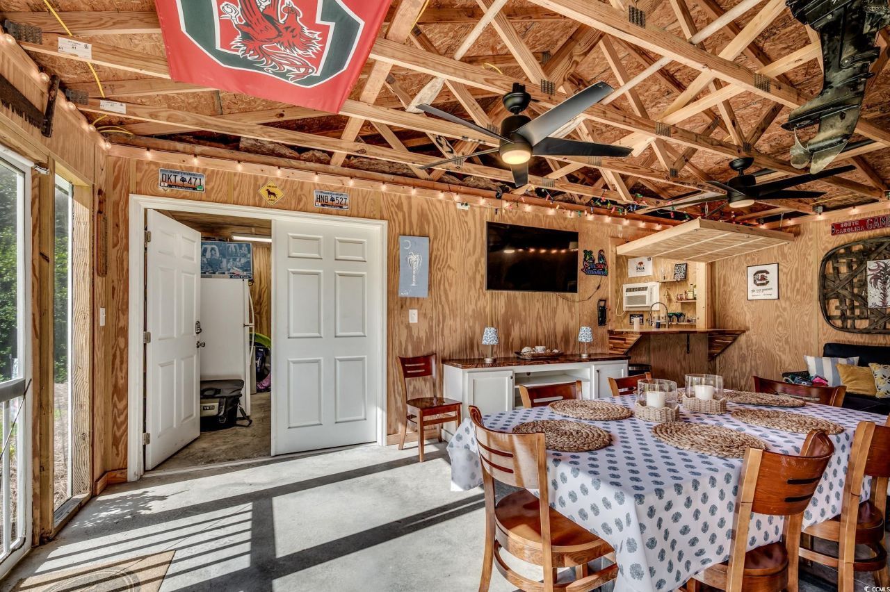 635 Magnolia Dr. Photo 32