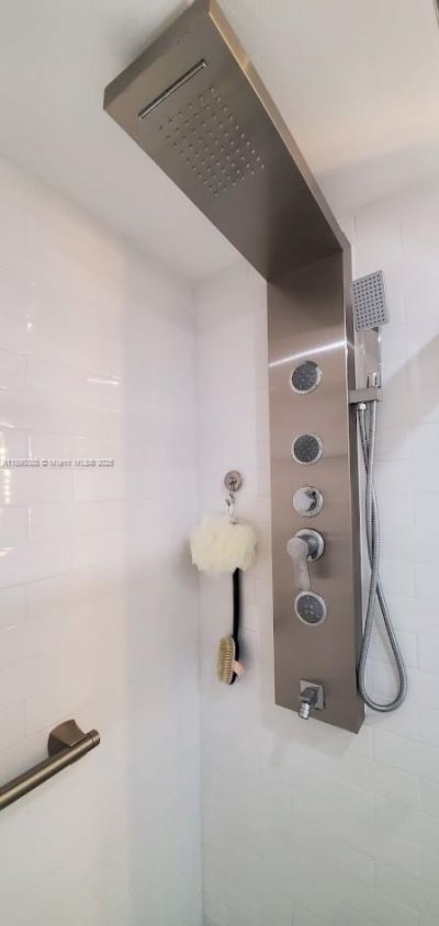 1351 NE Miami Gardens Dr, Unit 202E, Miami, FL 33179 Photo