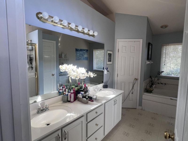 3033 Wolf Creek Way, Burlington, KY 41005 Photo 13