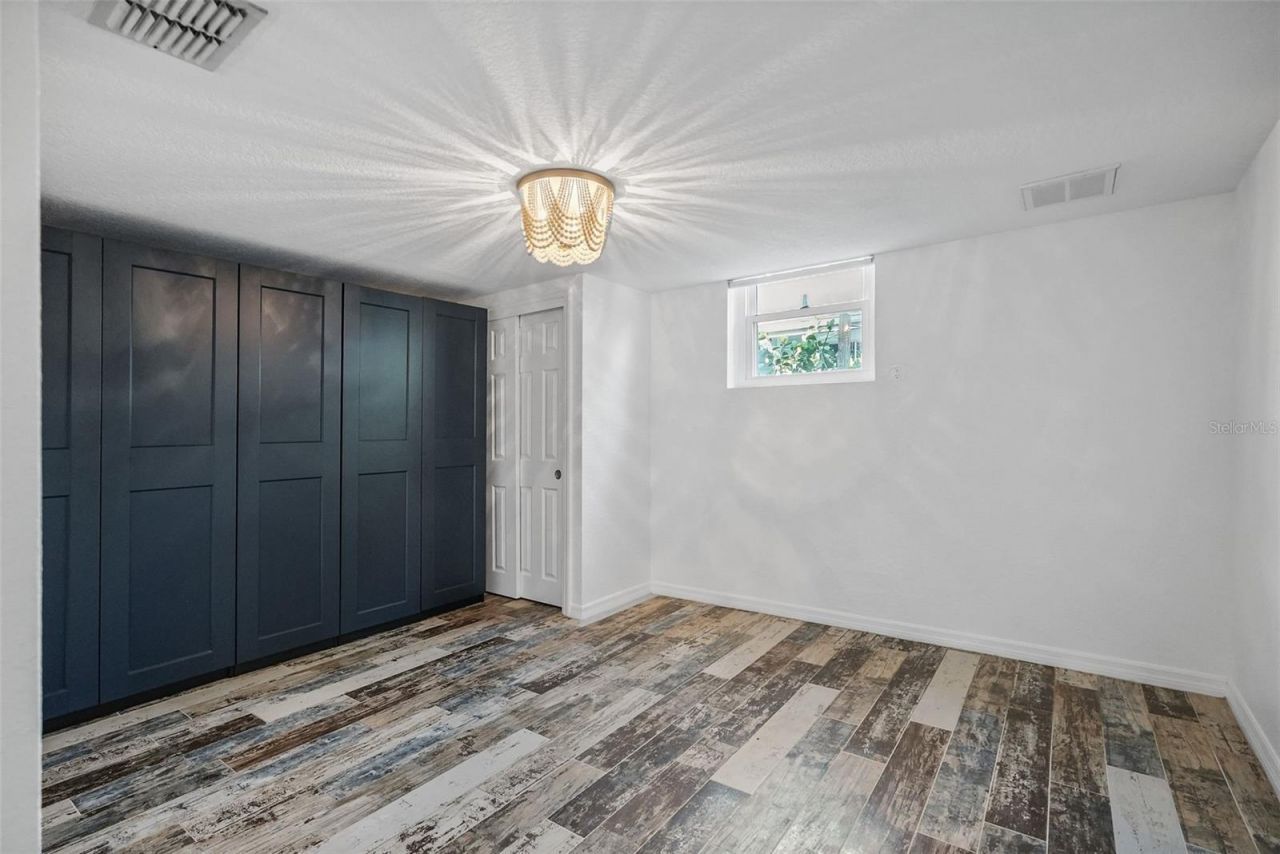 3027 Burlington Avenue N, Saint Petersburg, FL 33713 Photo