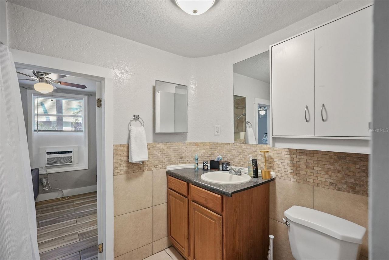 3027 Burlington Avenue N, Saint Petersburg, FL 33713 Photo