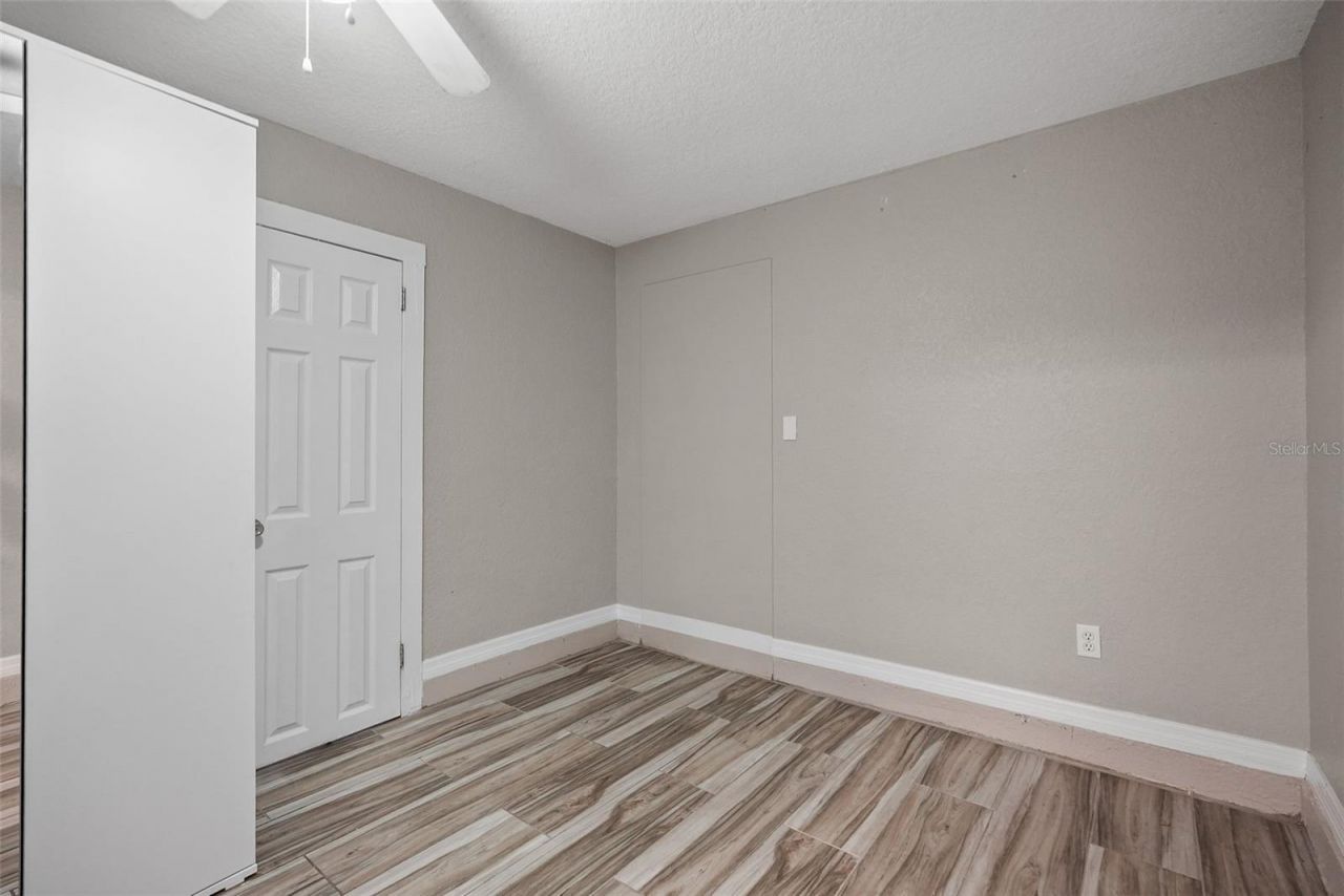 3027 Burlington Avenue N, Saint Petersburg, FL 33713 Photo