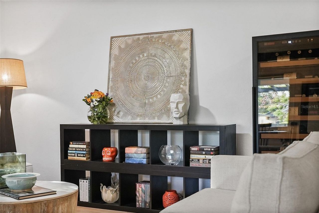 3027 Burlington Avenue N, Saint Petersburg, FL 33713 Photo