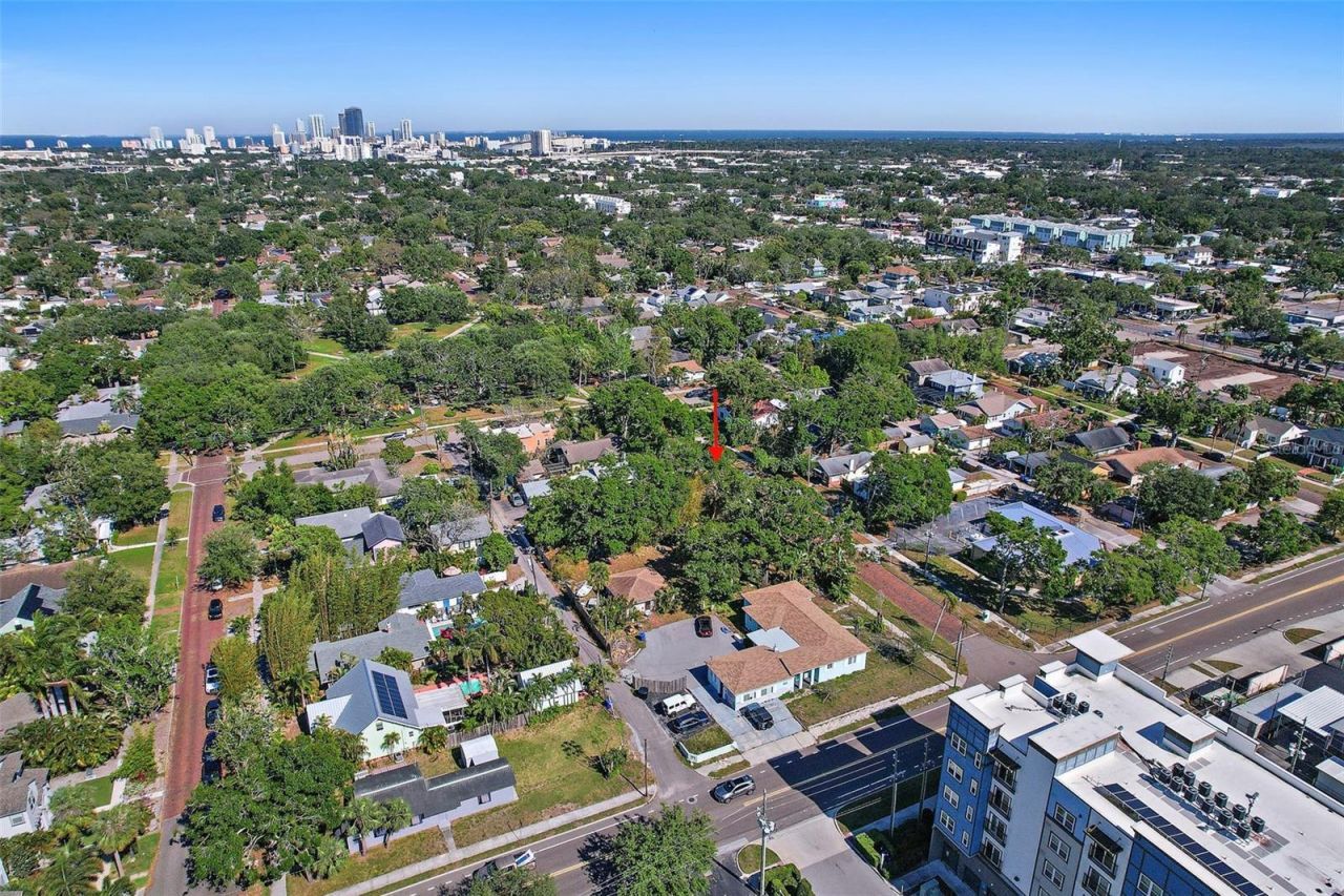 3027 Burlington Avenue N, Saint Petersburg, FL 33713 Photo