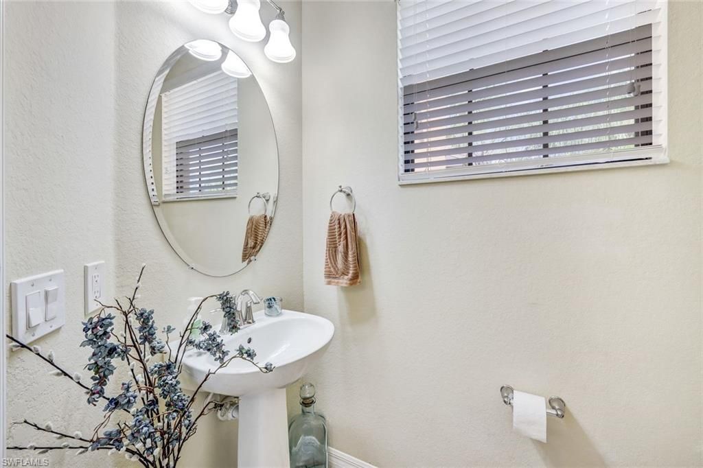 8121 Summerfield St, Fort Myers, FL 33919 Photo