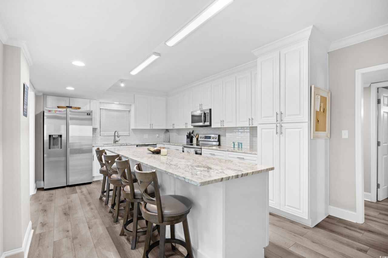 2200 N Ocean Blvd. Photo 10