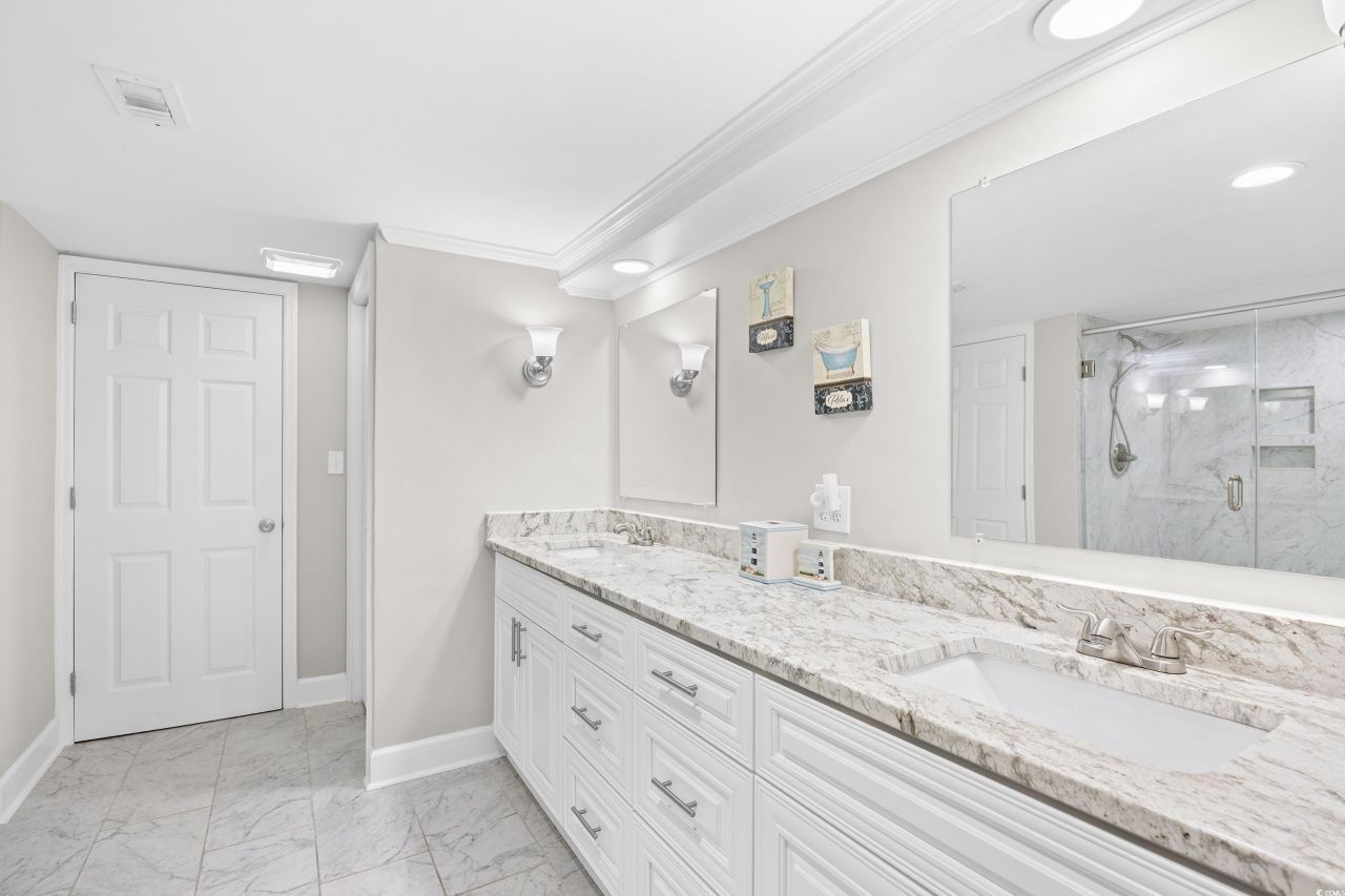 2200 N Ocean Blvd. Photo 16