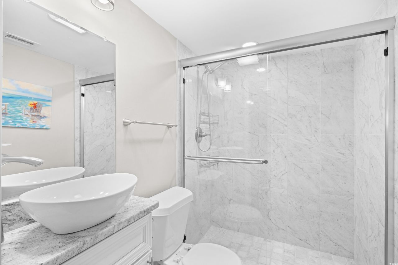 2200 N Ocean Blvd. Photo 19