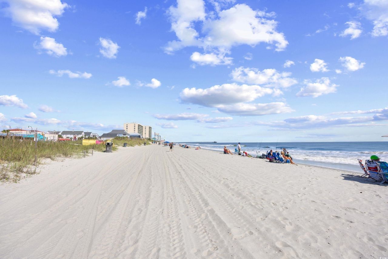 2200 N Ocean Blvd. Photo 40