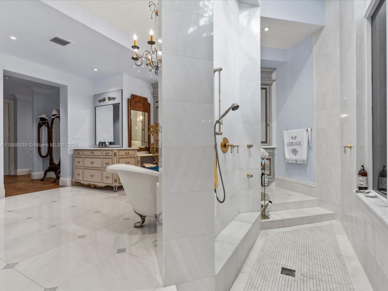 2941 Paddock Ln, Weston, FL 33331 Photo