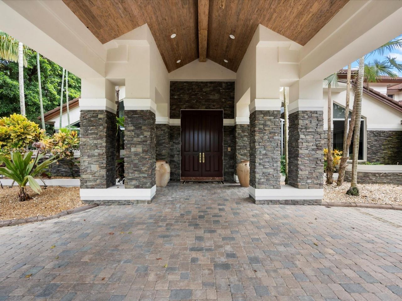 2941 Paddock Ln, Weston, FL 33331 Photo