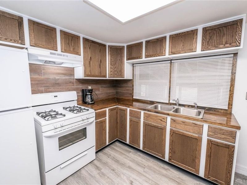 2294 E 40 US, Lewisburg, OH 45338 Photo 14