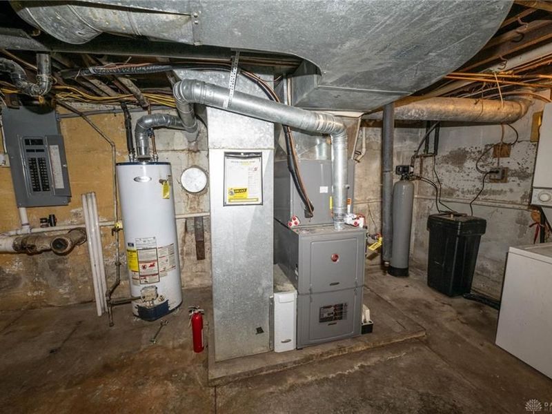 2294 E 40 US, Lewisburg, OH 45338 Photo 32