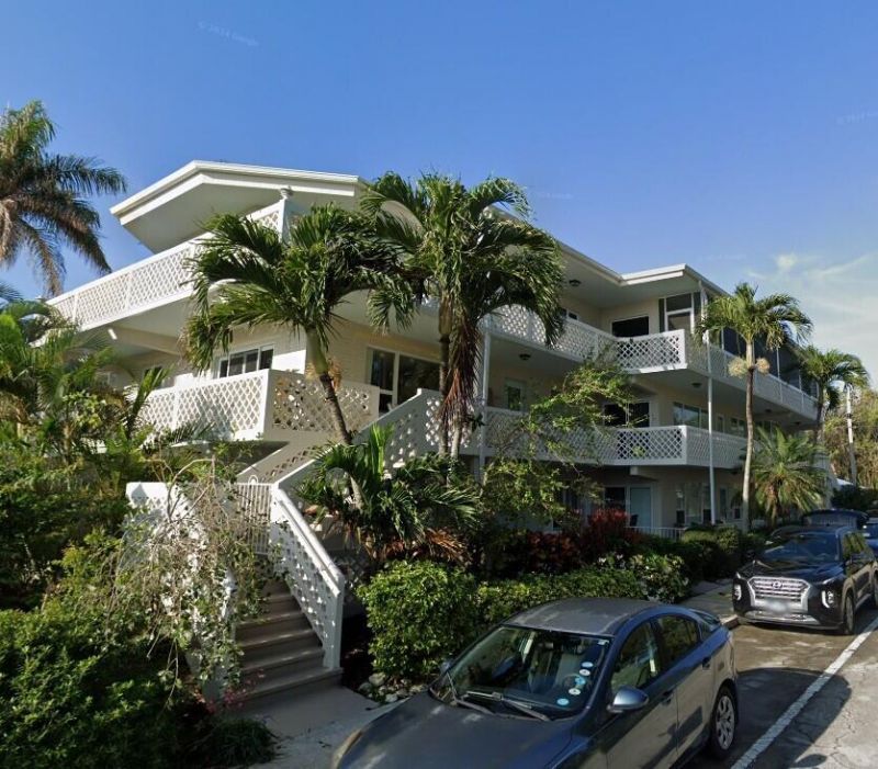 131 N Golfview Road, Unit 4, Lake Worth Beach, FL 33460 Photo