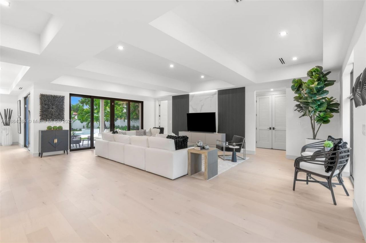 702 NW 5th Ave, Delray Beach, FL 33444 Photo