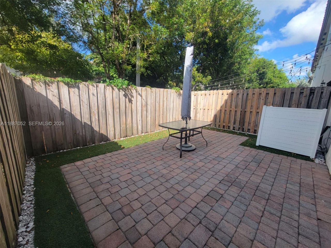 8860 NW 103rd Path, Doral, FL 33178 Photo