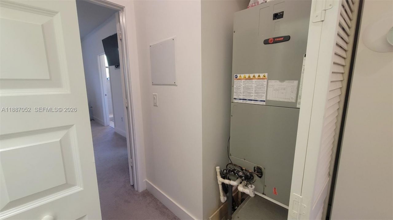 8860 NW 103rd Path, Doral, FL 33178 Photo