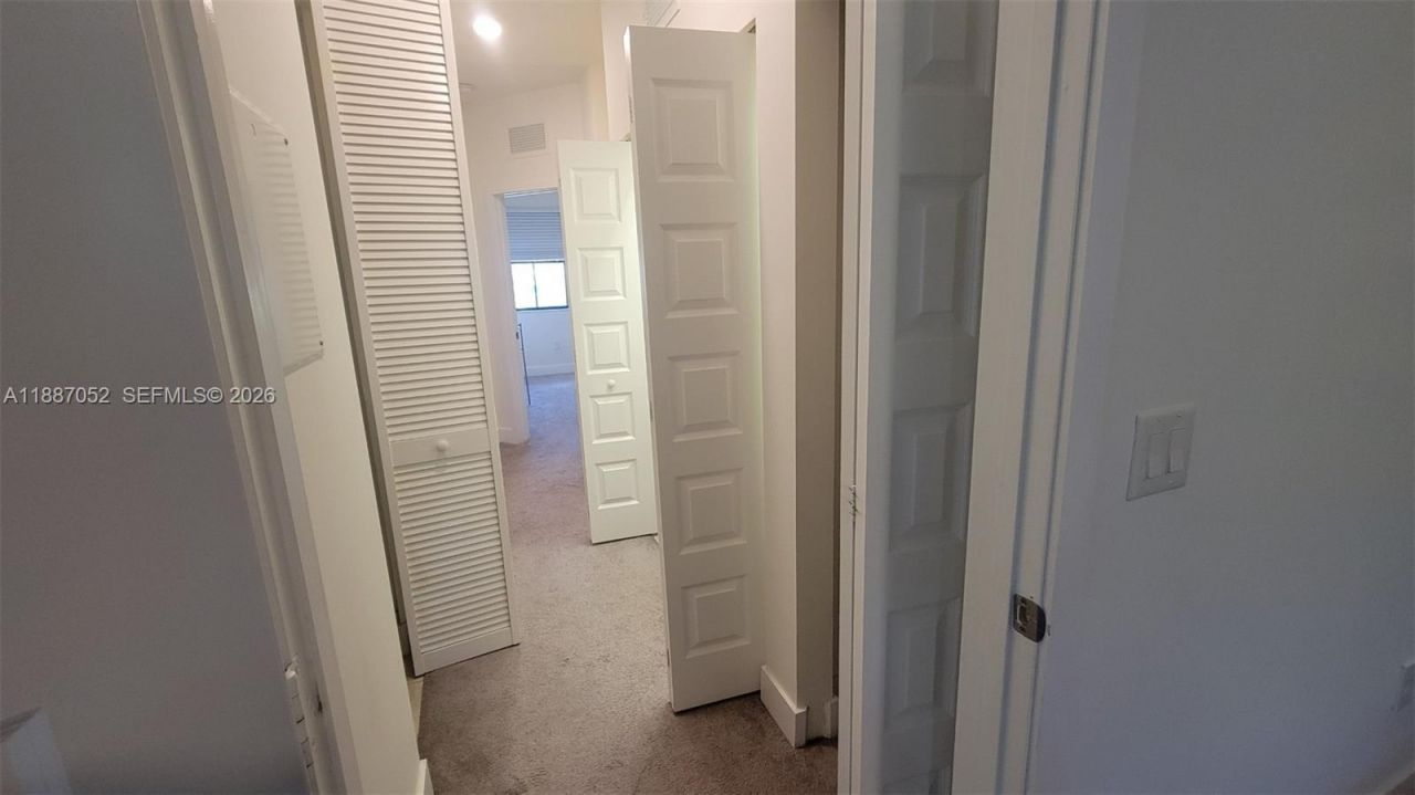 8860 NW 103rd Path, Doral, FL 33178 Photo