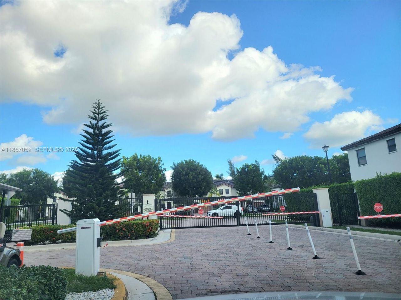 8860 NW 103rd Path, Doral, FL 33178 Photo