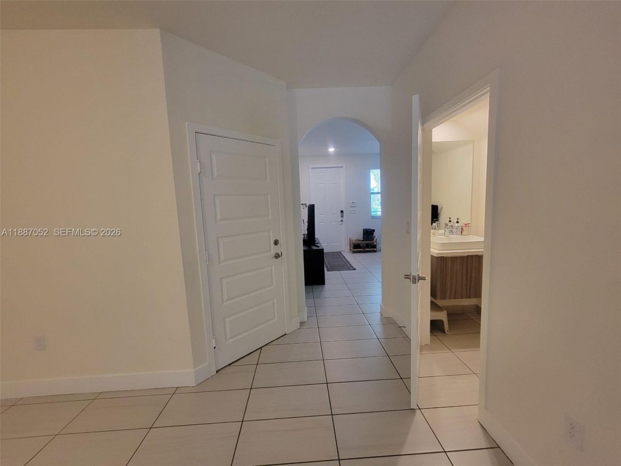 8860 NW 103rd Path, Doral, FL 33178 Photo