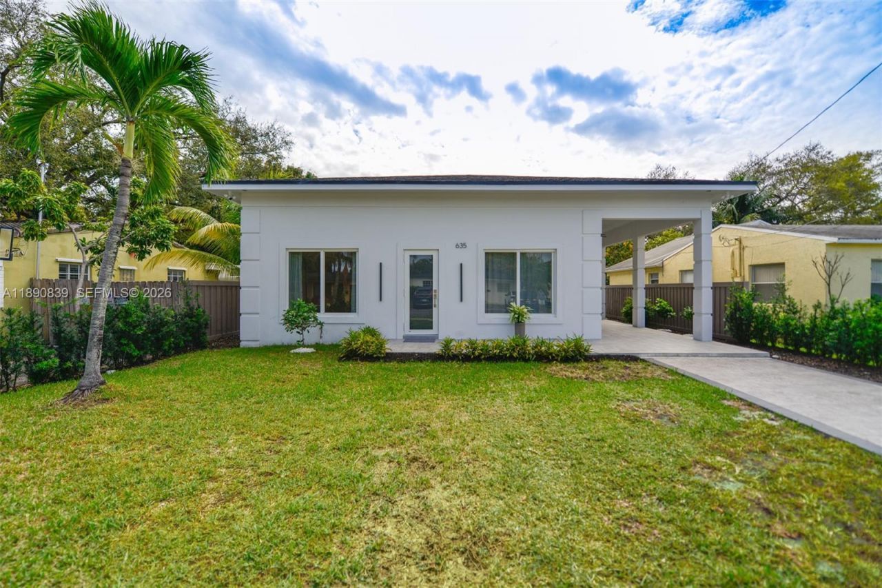 635 SW 9th St, Hallandale Beach, FL 33009 Photo