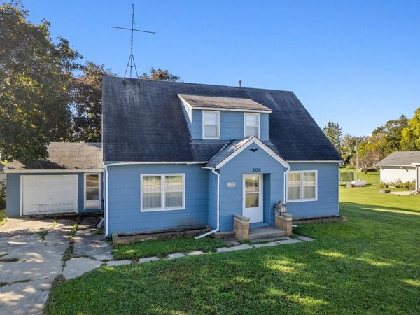 200 1st Street SE, Eitzen, MN 55931