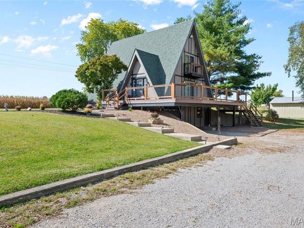 10409 Lower Marine Road, Marine, IL 62061