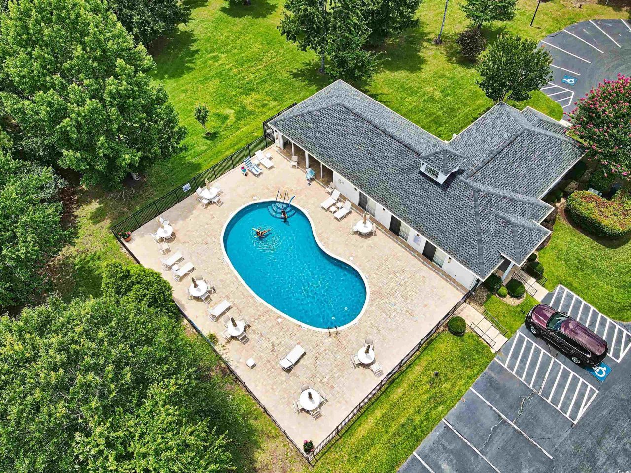 827 Helms Way Photo 39