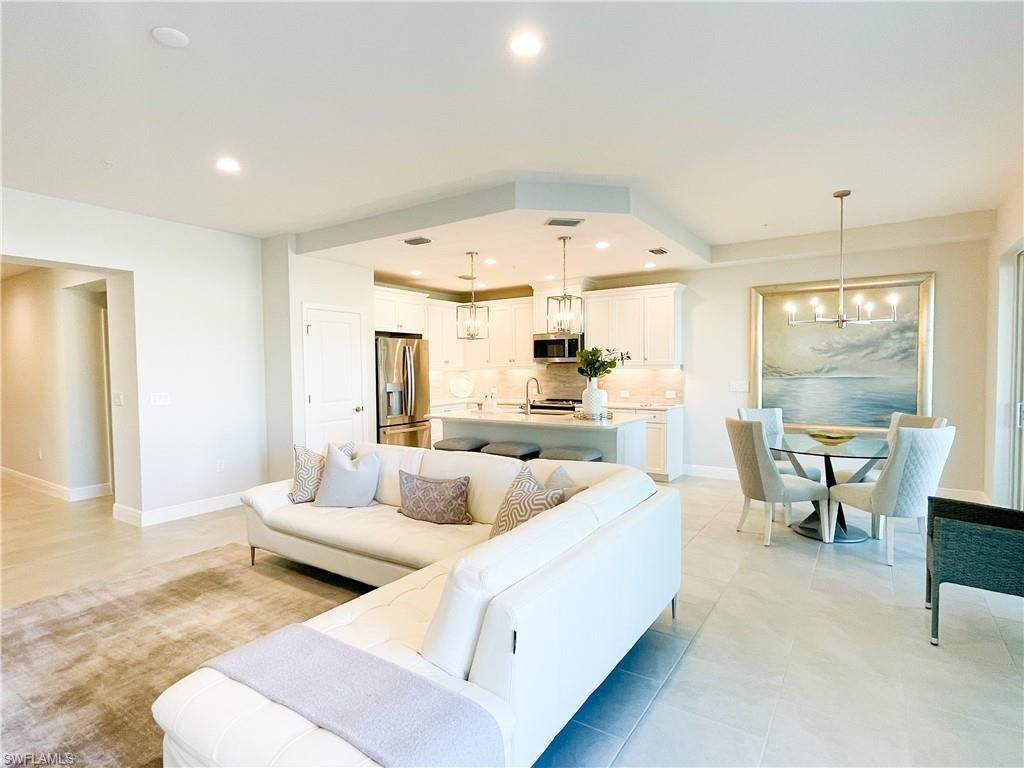 2555 Seychelles Dr, Unit 402, Naples, FL 34112 Photo