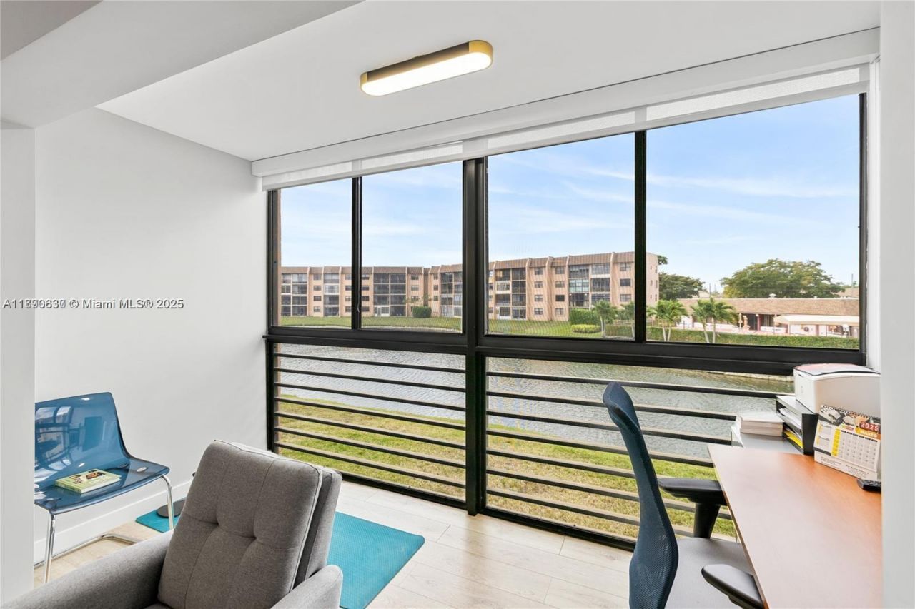 10444 NW 30th Ct, Unit 202, Sunrise, FL 33322 Photo