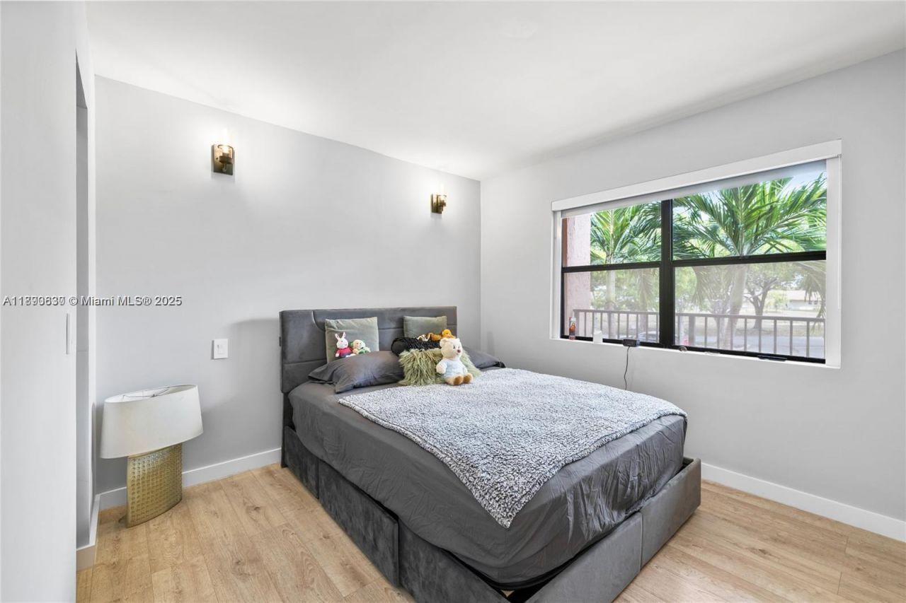 10444 NW 30th Ct, Unit 202, Sunrise, FL 33322 Photo