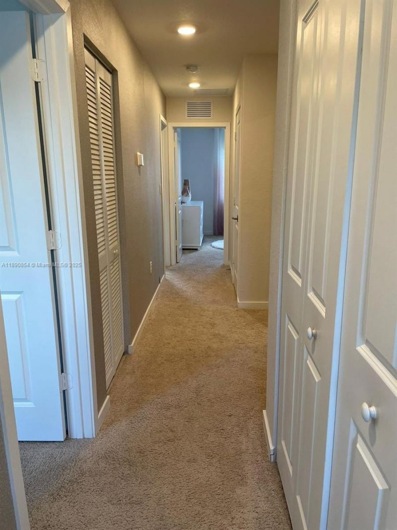 2423 SE 11th St, Homestead, FL 33035 Photo