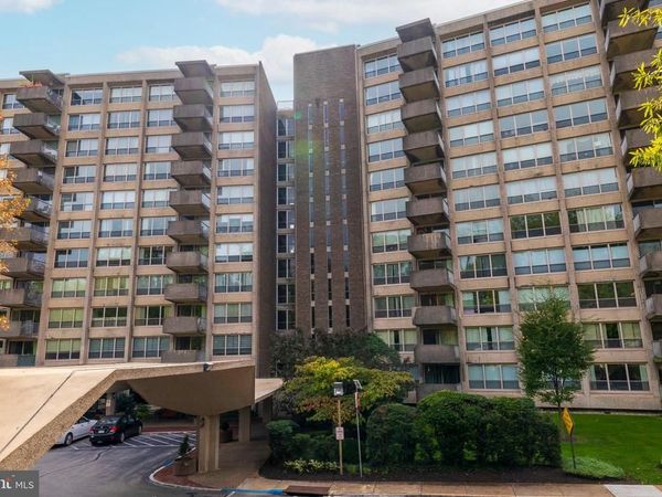 1001 EC808 CITY AVENUE, WYNNEWOOD, PA 19096