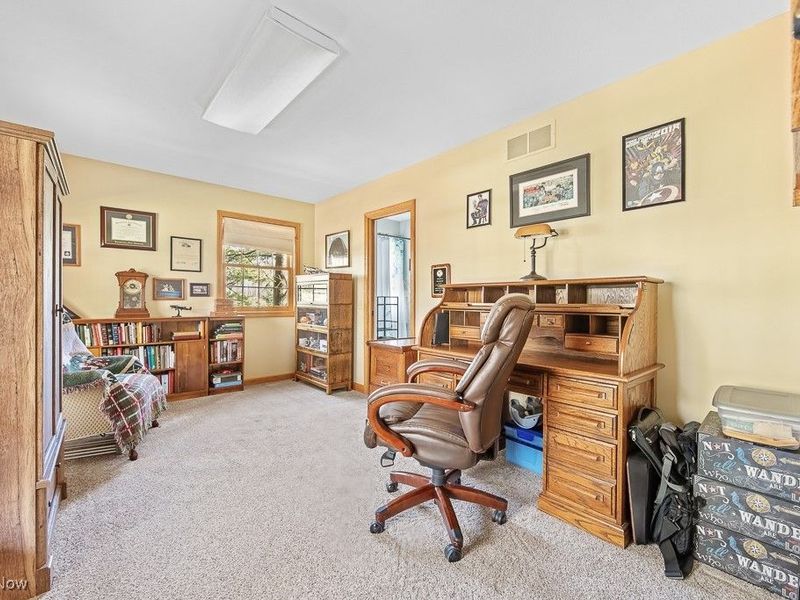 853 Fairway Drive, Alliance, OH 44601 Photo 14
