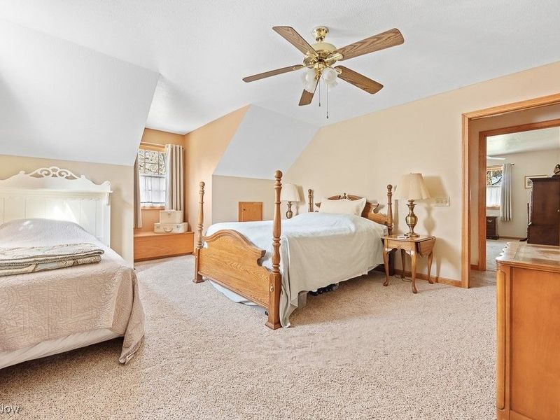 853 Fairway Drive, Alliance, OH 44601 Photo 20