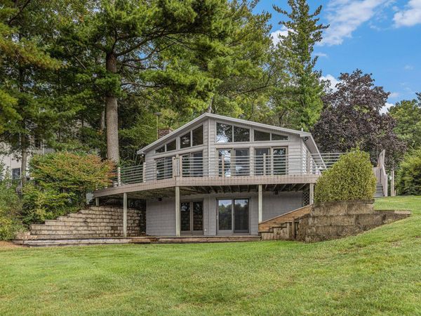 13483 Oakcrest Avenue NE, Gowen, MI 49326