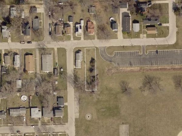 711 E Pearl Avenue, LOVES PARK, IL 61111